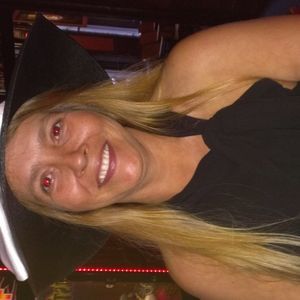 Meet your Posher, Helen