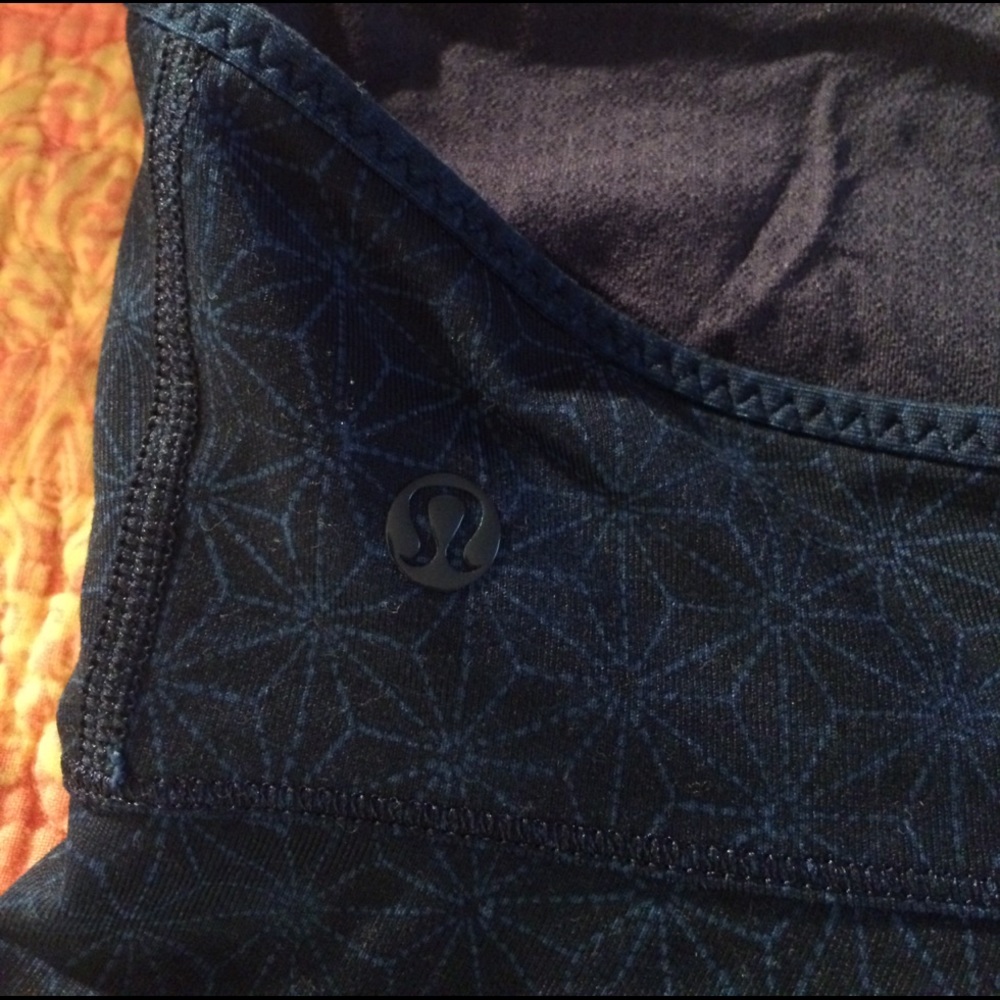 Lululemon Tank Sz 8 - Picture 2 of 3