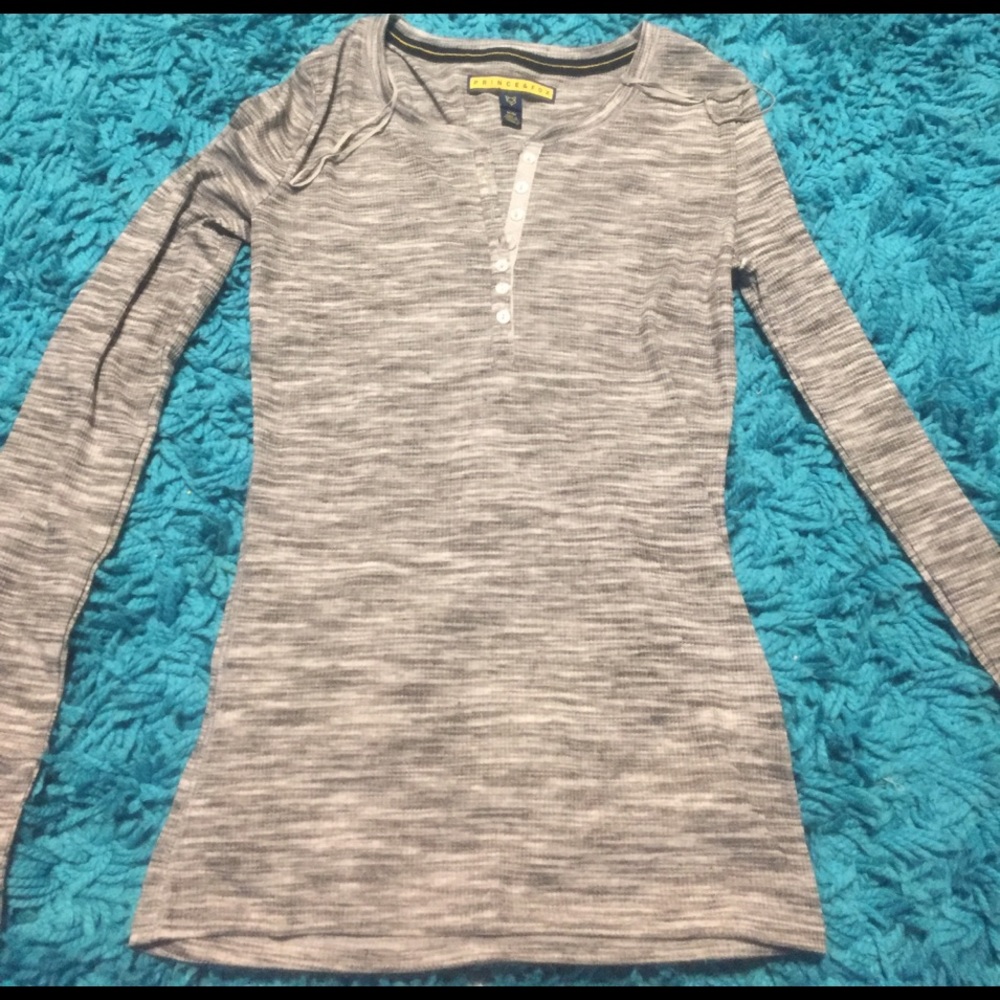 Price and Fox long sleeve