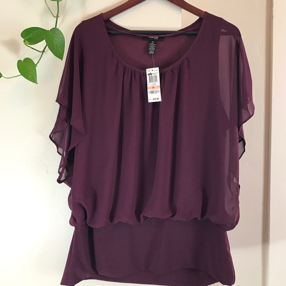 Plus Size Flutter-Sleeve Banded-Hem Top. B083 - Picture 1 of 6
