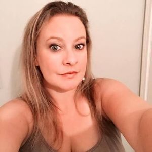 Meet your Posher, Roxanne