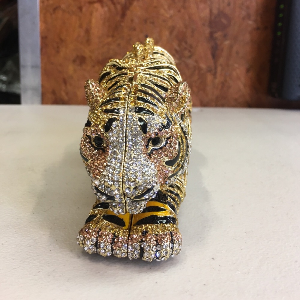 🐯Golden Tiger 🐯 Evening Clutch - Picture 2 of 5