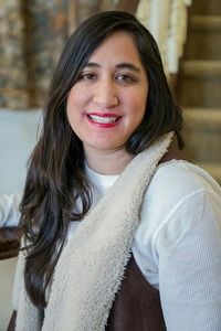 Meet your Posher, Kelli