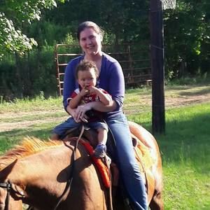 Meet your Posher, Cecily