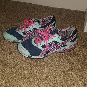 Asics size 8
