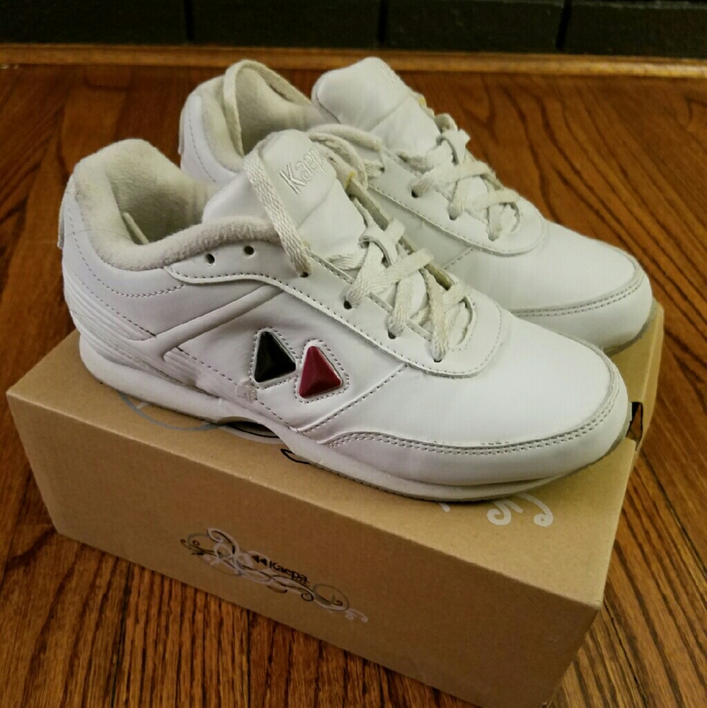 💲FIRM PRICE💲Girls White Cheer Sneakers - Kaepa