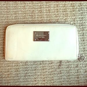 Scratched but never used Michael Kors Wallet
