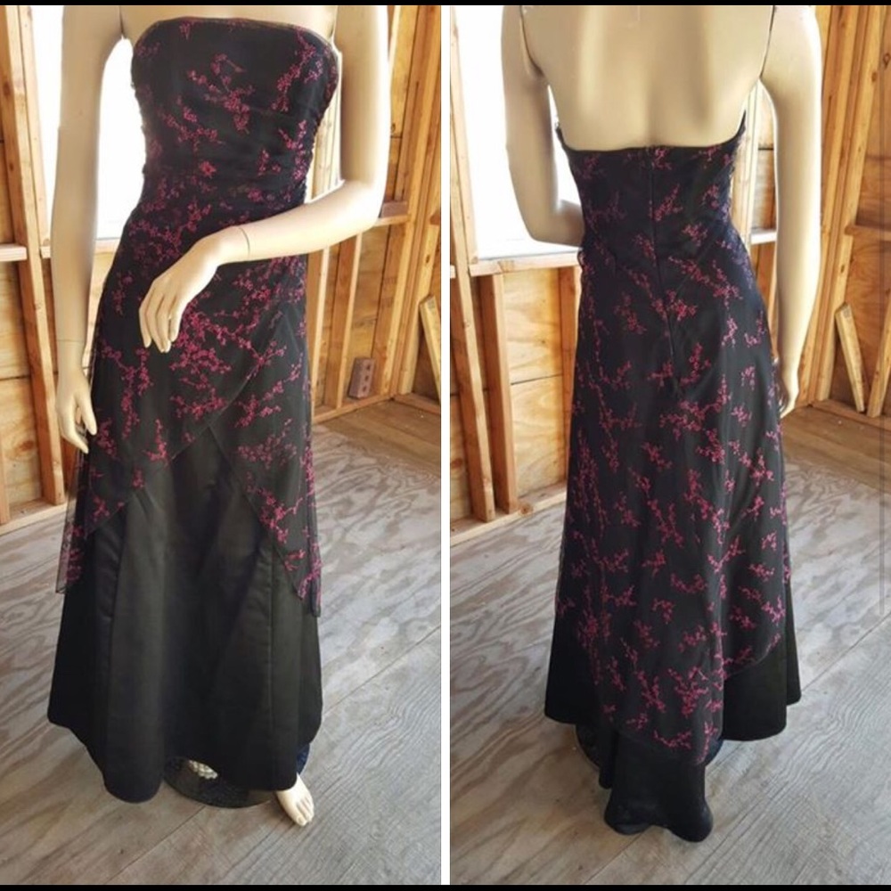 Beautiful black dress with pinkish purple design