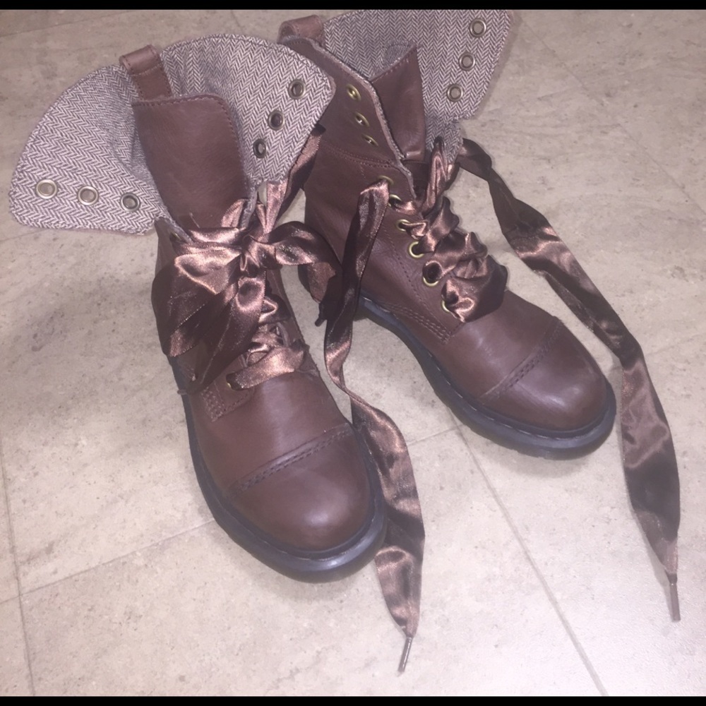 Dr. Marten Brown Leather Lace Boots