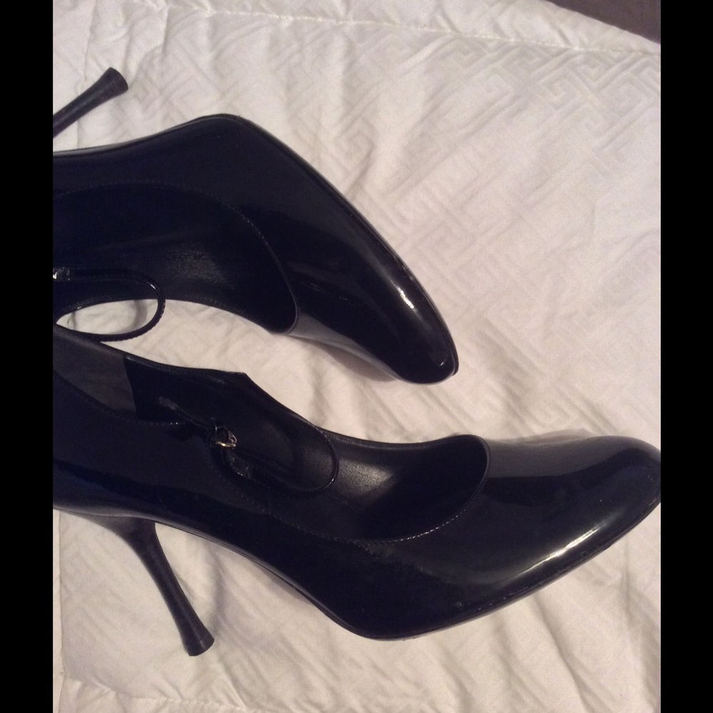 Gucci Mary Jane Pump