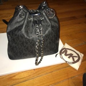 Medium sized Michael Kors bag