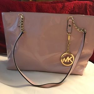 Cute Pink Michael Kors bag