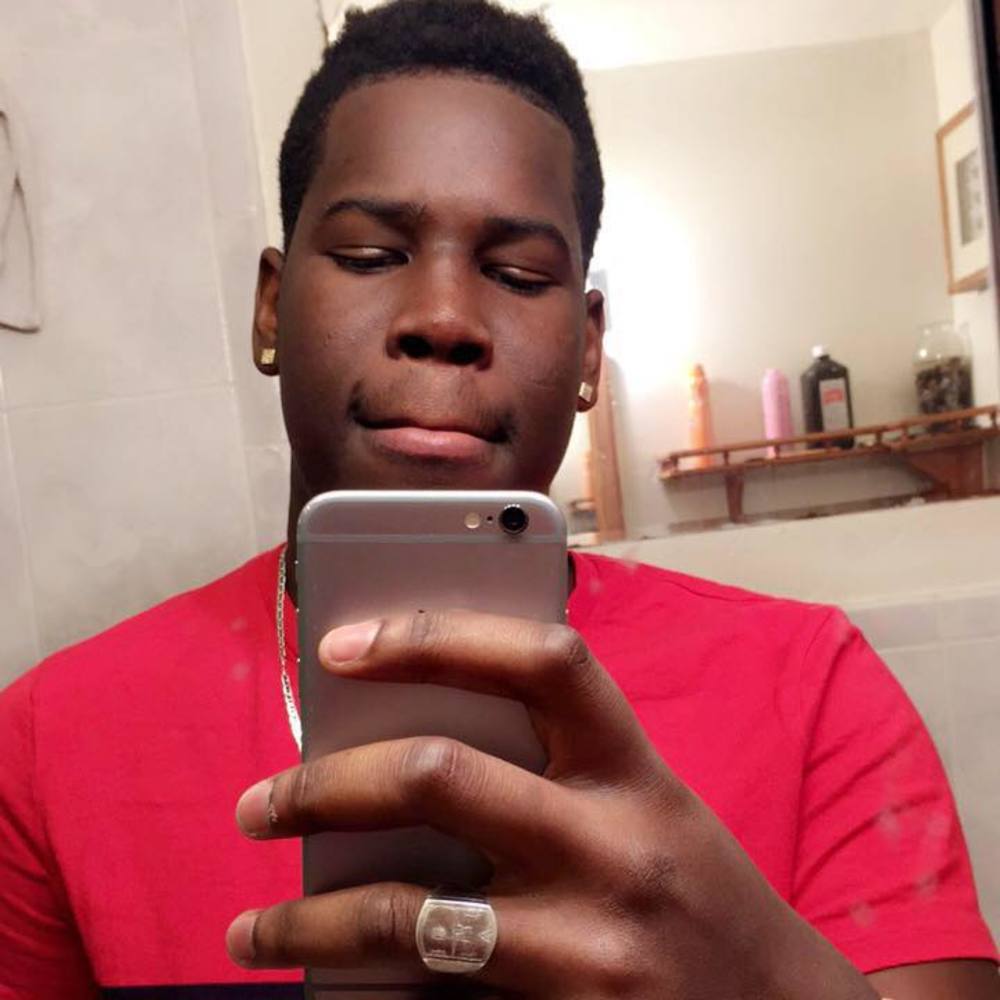 Meet your Posher, Mohamed