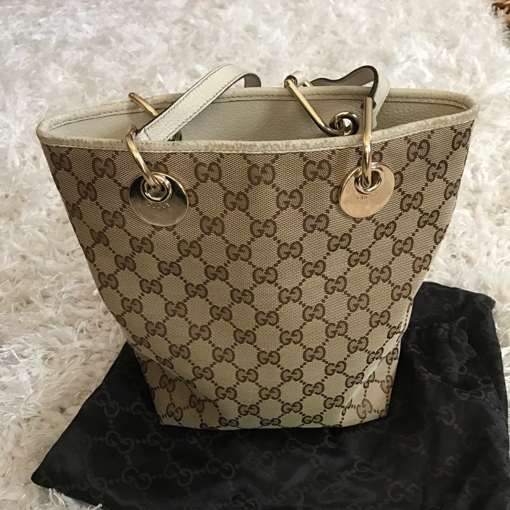 (FINAL PRICE) Authentic GUCCI bucket bag