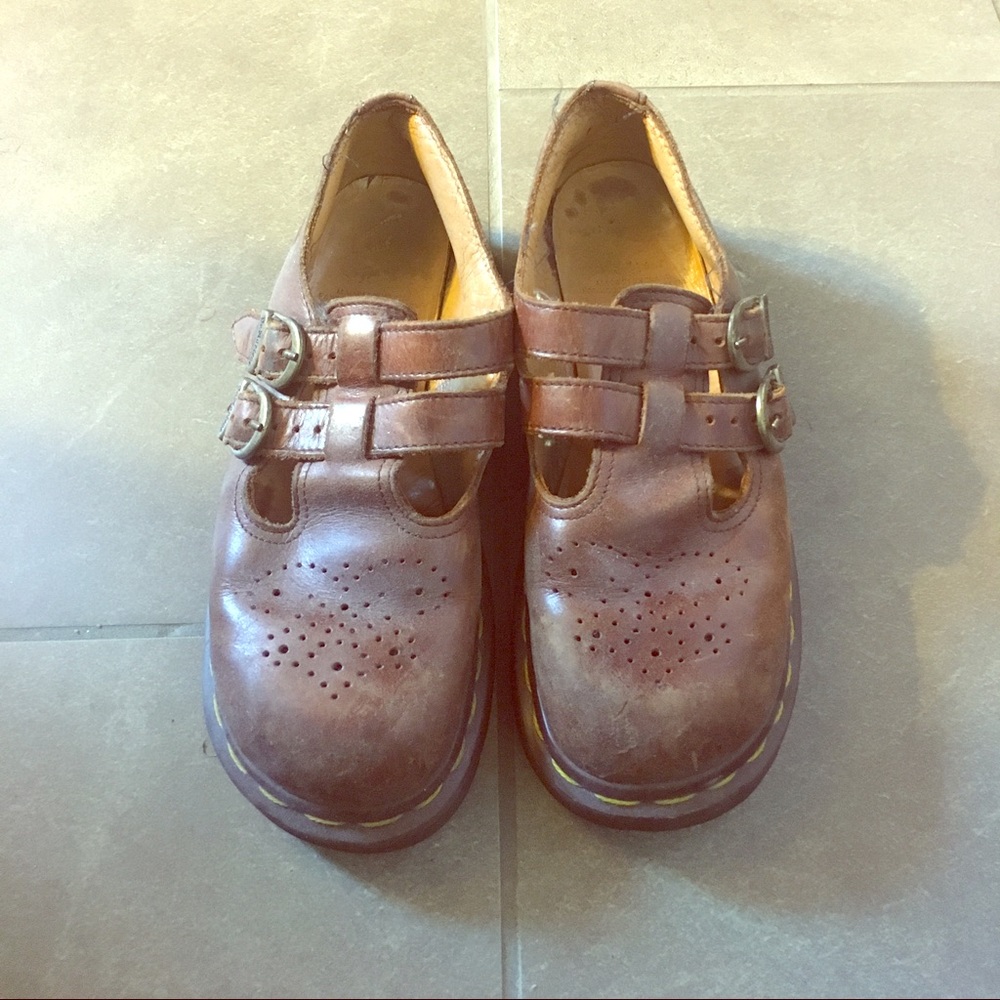 Dr. Martens (MaryJane's)