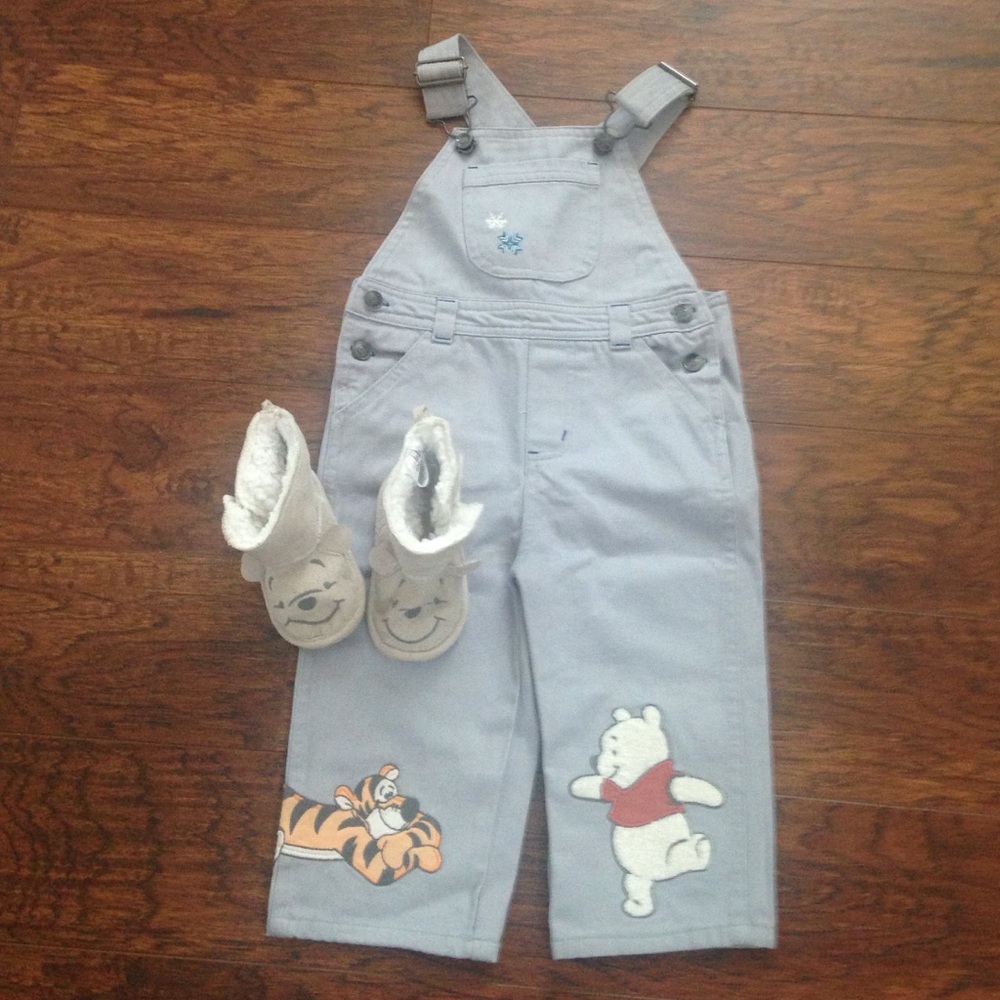 NWOT 12-18M Disney Baby Overalls w/ Pooh Boots