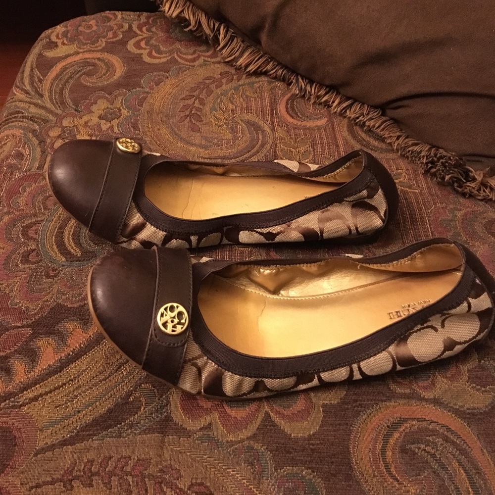 Coach flat shoes