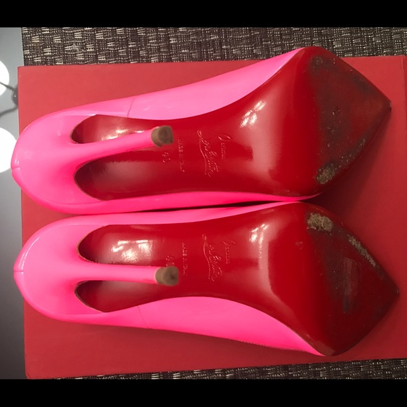 Christian Louboutin SO KATE hot pink heels size 40 - Picture 3 of 4
