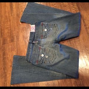 💙True Religion Jeans - Ripped Faded Denim