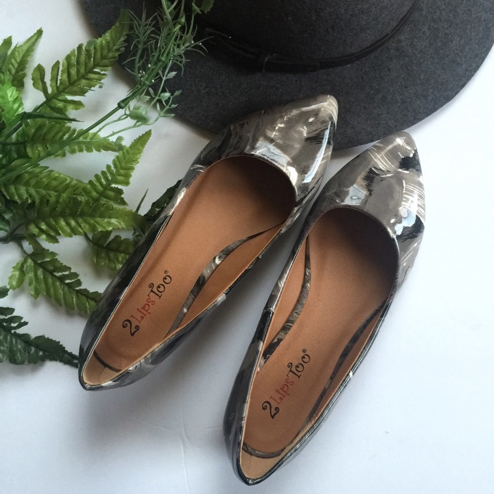 Swirl pointy toe flat - Picture 1 of 3