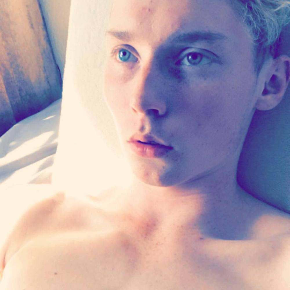 Meet your Posher, Philip