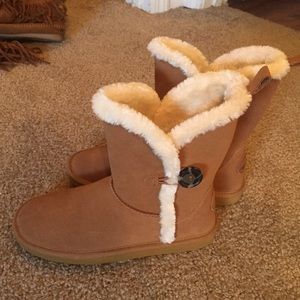 ❌SOLD ON ♏️ercari❌ American eagle boots