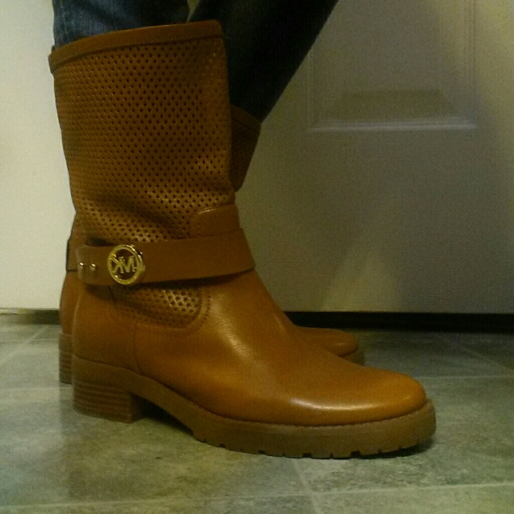 Beautiful Leather Michael Kors Daria Boots