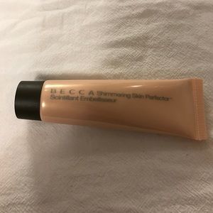 Becca Shimmering Skin Prefector