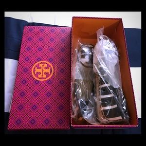 AUTHENTIC TORY BURCH ESPADRILLE