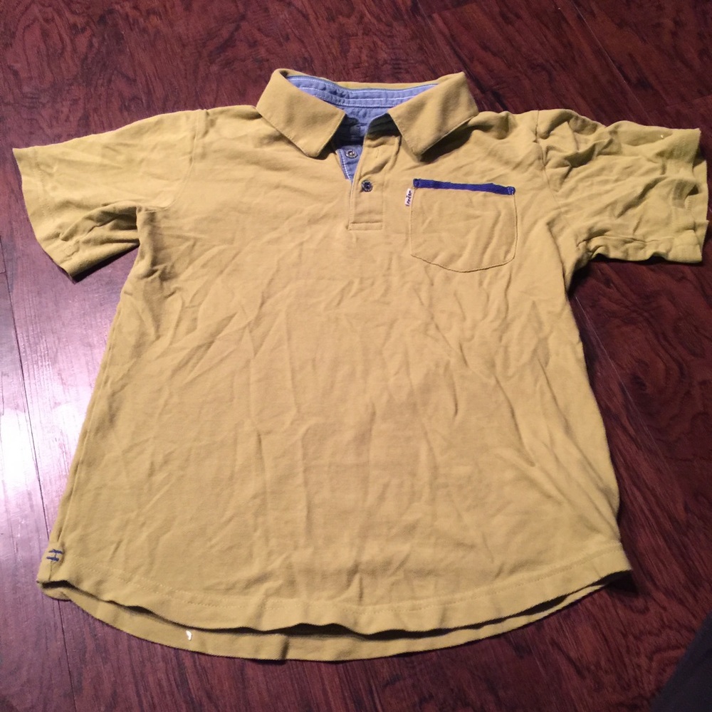 Polo shirt with unique detail