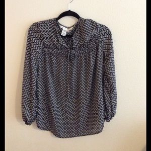 Very fun L/S max studio top, worn once