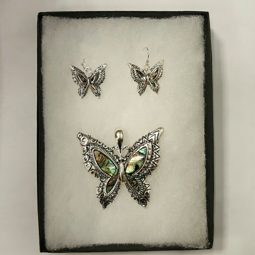 Costume jewelry Butterfly with matching earrings