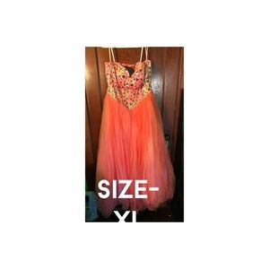 Coral prom dress xl only worn once