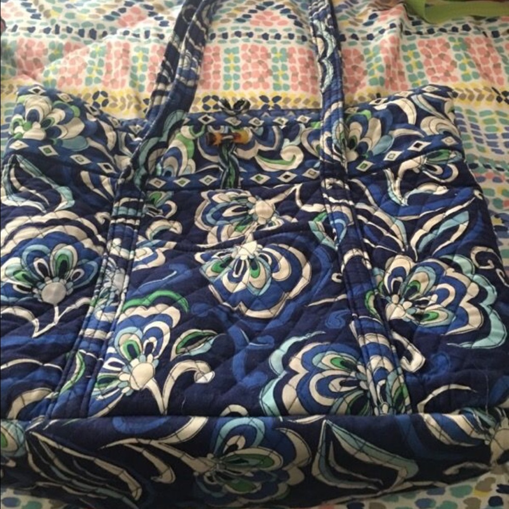 Vera Bradley tote