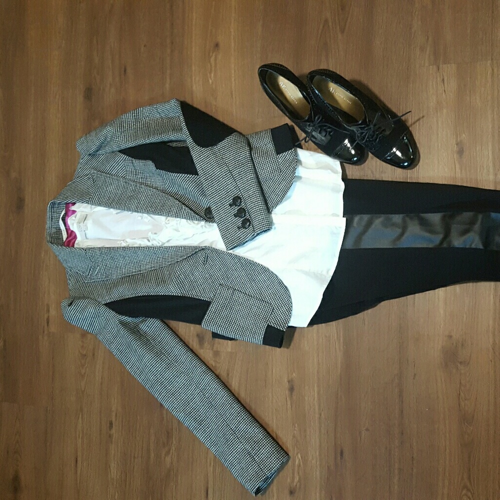 Diane von Furstenberg hounds tooth blazer