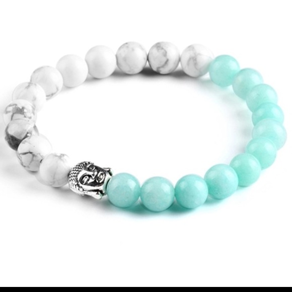Jewelry - ✨Aqua and White Buddha Bracelet ✨
