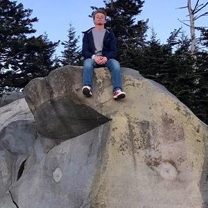 Meet your Posher, Sam