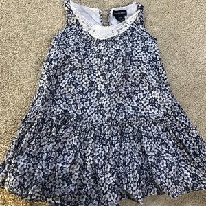 Girl dress