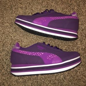 New! Puma Roma Platform Sneakers Sz. 10 So Cute!💜
