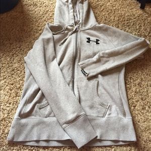 Under Armour Sweatshirt