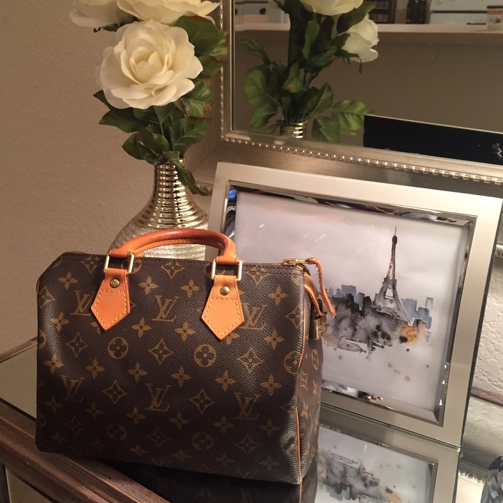 Louis Vuitton Speedy 25