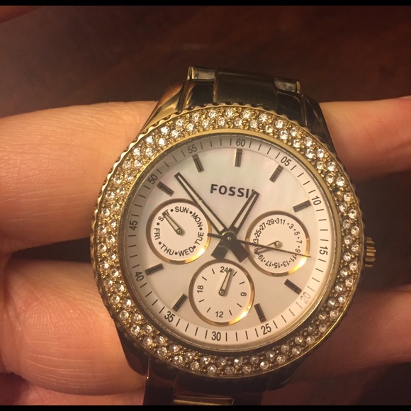 Watch - Picture 2 of 4