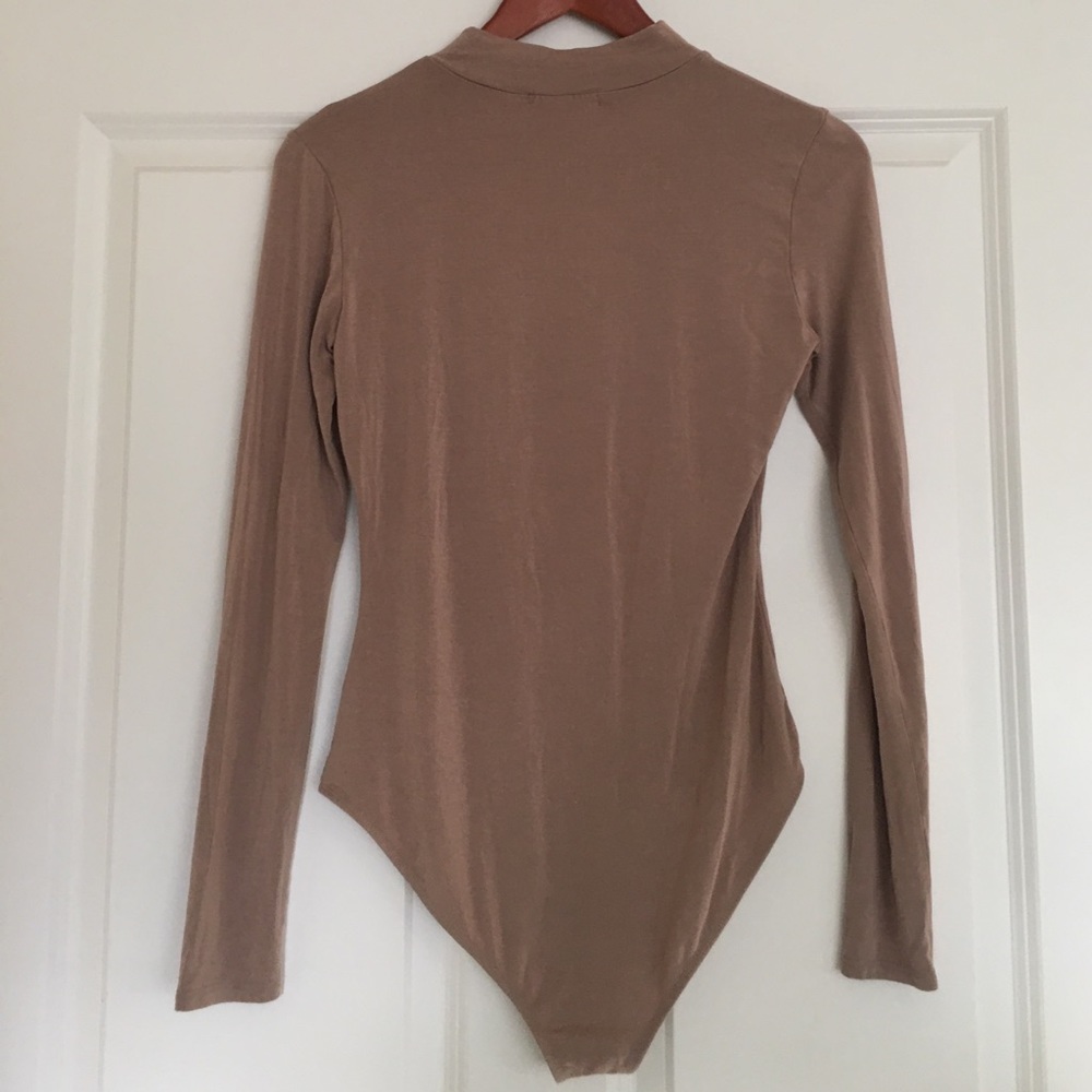 Tan Kendall and Kylie bodysuit - Picture 2 of 3
