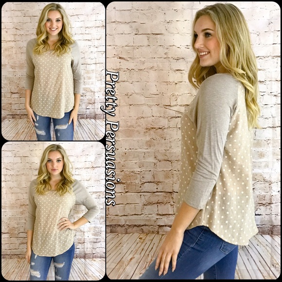 SOLD OUT‼️ NWT Beige Raglan Polka Dot Top - Picture 2 of 4