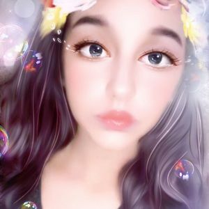 Meet your Posher, Anelia