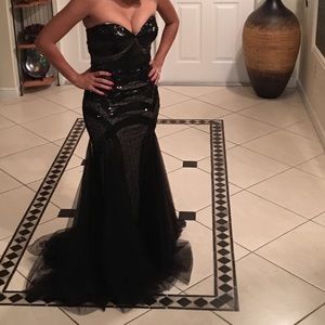 Jovani Mermaid black and beige/nude evening gown