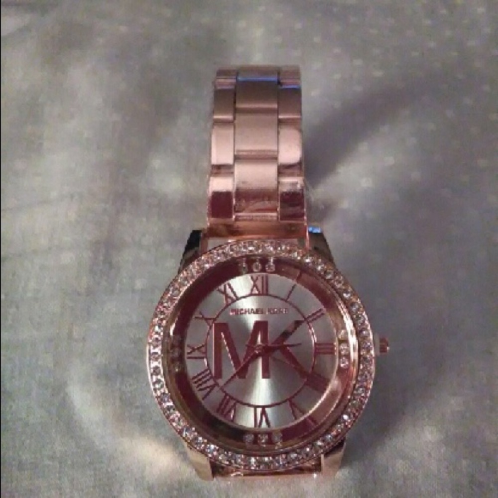 ❤SOLD❤MK rose gold watch