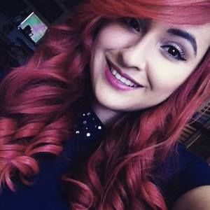 Meet your Posher, Kassandra