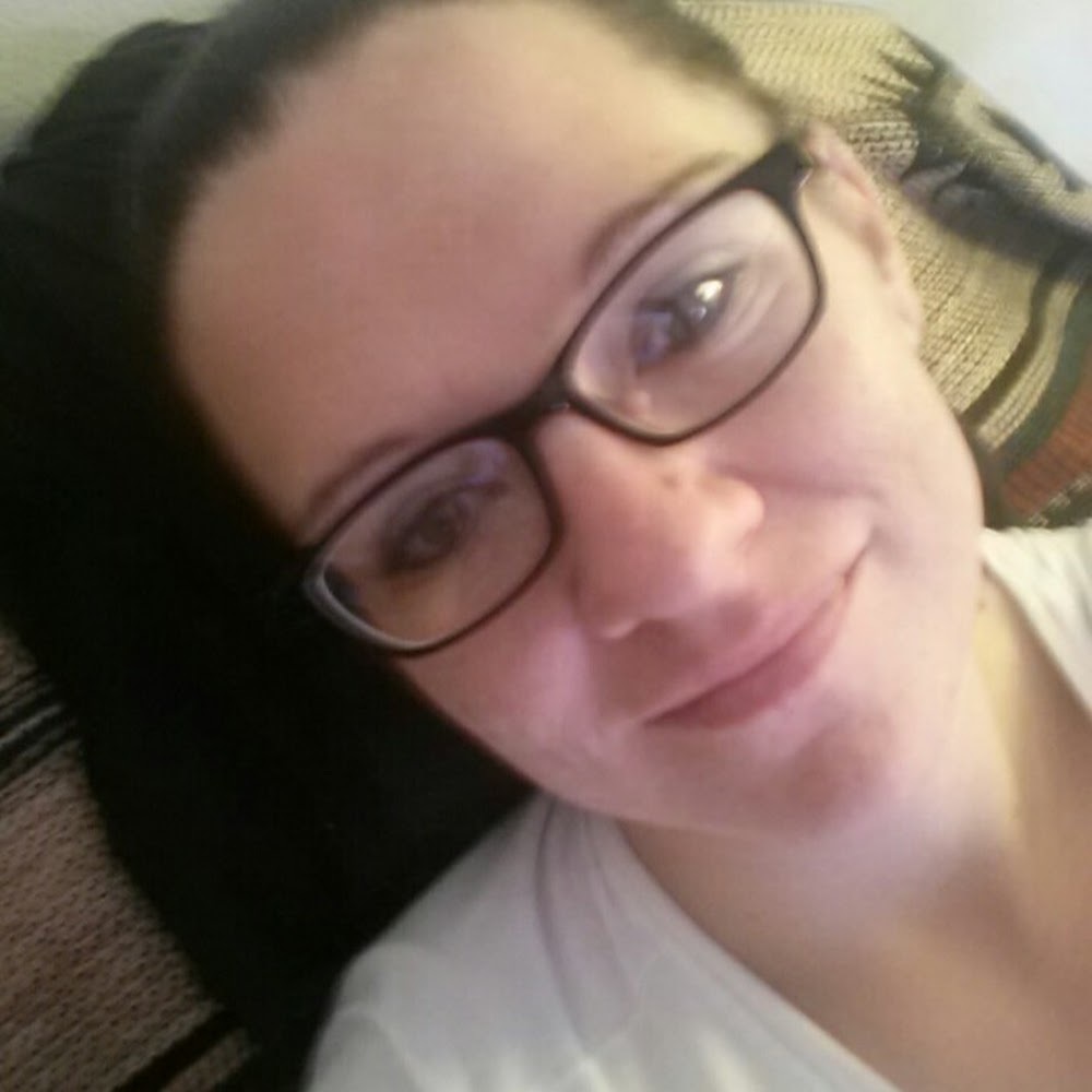 Meet your Posher, Deva