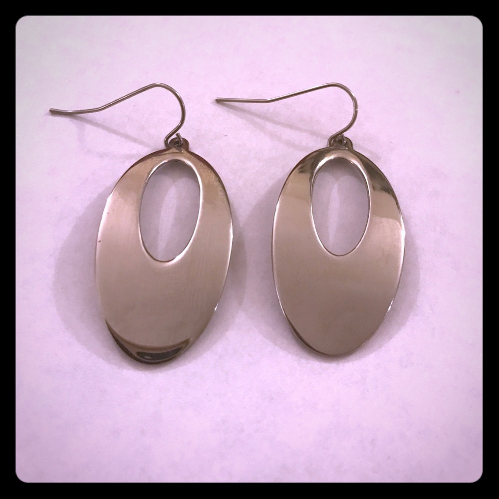 Silver dangle cut-out earrings